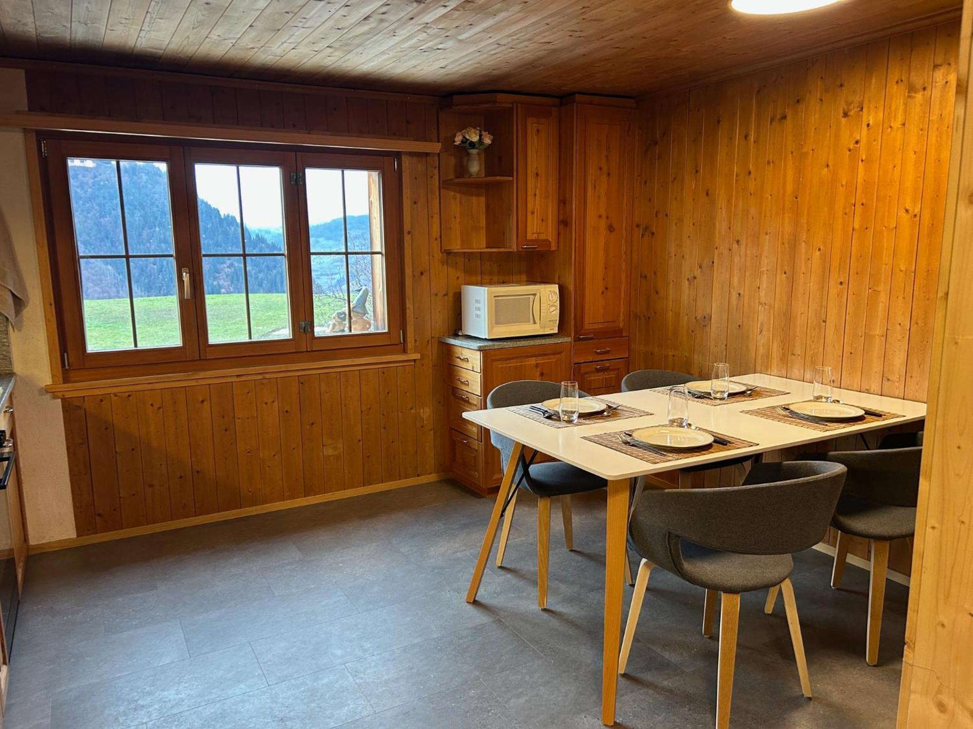Latura - 3.5 Zimmerwohnung Fuer 4 Personen, 80M2 Buchen im Prattigau Exterior photo